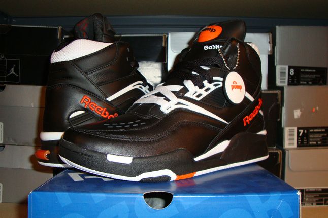 Rebecca Dahms Wmns Basketball Collection Reebok Pump Twilight Zone Black 1