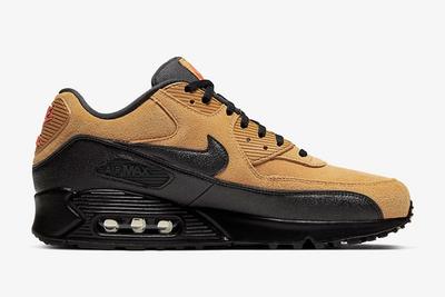 Nike Air Max 90 Wheat Suede Right