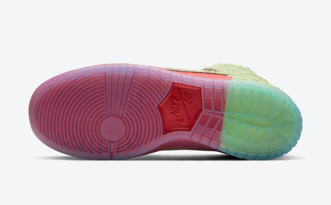 Official Pics: Nike SB High 'Strawberry 