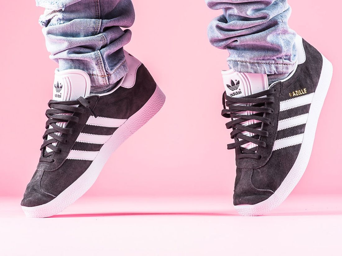 adverbio Articulación justa adidas Gazelle (Solid Grey) - Sneaker Freaker