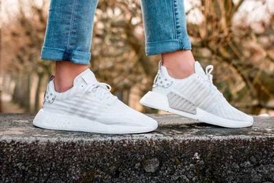 Adidas Nmd R2 Clear Granite Feature