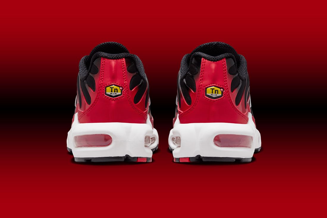 nike tuned 1 black and red