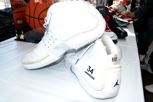 Bucks Sneaker Summit 13