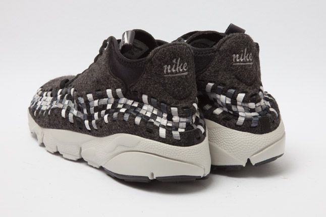 Nike Air Woven Footscape Chukka Black Heel 1