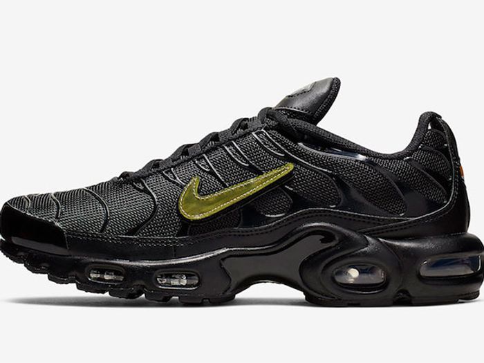 Nike Give the Air Max Plus the Velcro Treatment -