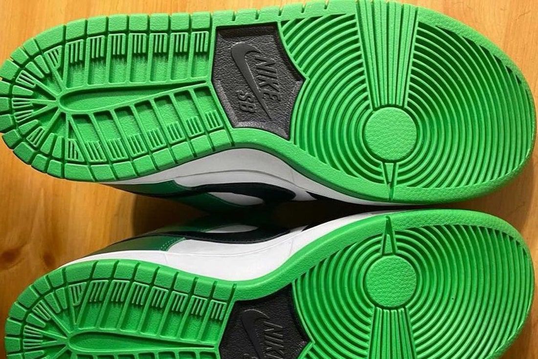 First Look at the Nike SB Dunk Low 'Classic Green'