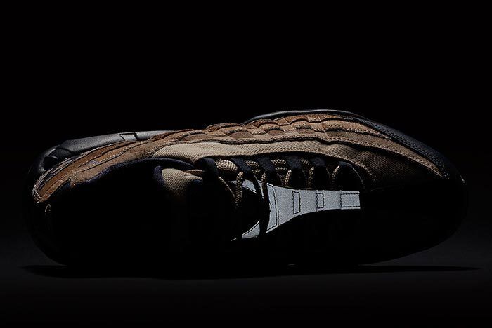 snakeskin air max 95