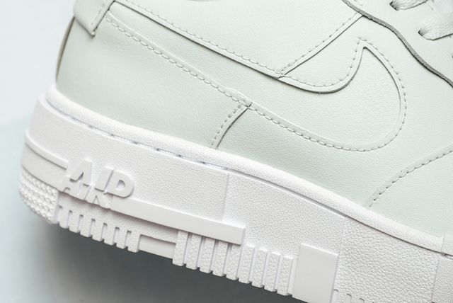 air force 1 pixel footlocker