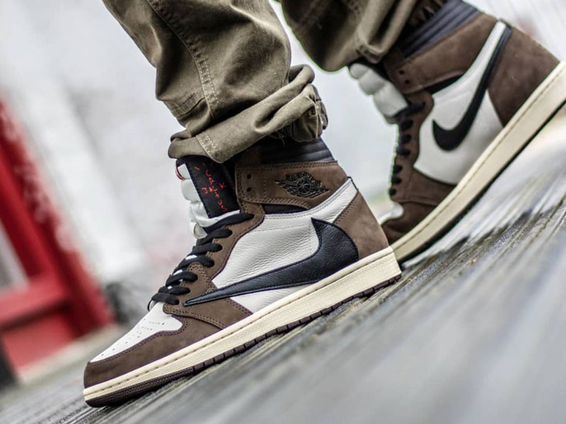 Here's How People Are Styling The Scott AJ1 -