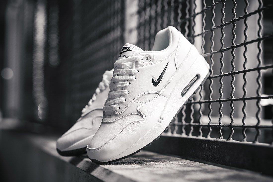 Nike Air Max 1 Jewel (Black Diamond) - Releases