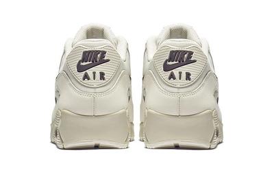 Nike Air Max 90 Essential 2
