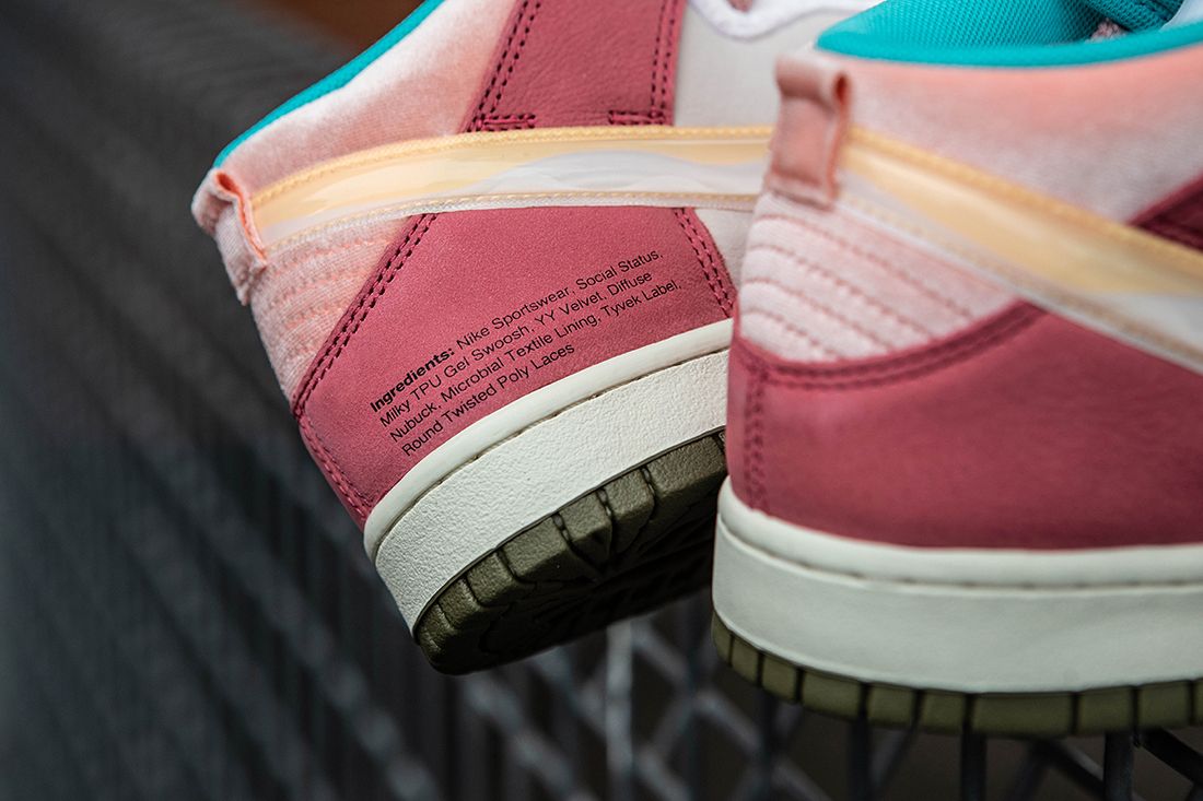 Social Status x Nike Dunk 'Strawberry Milk'