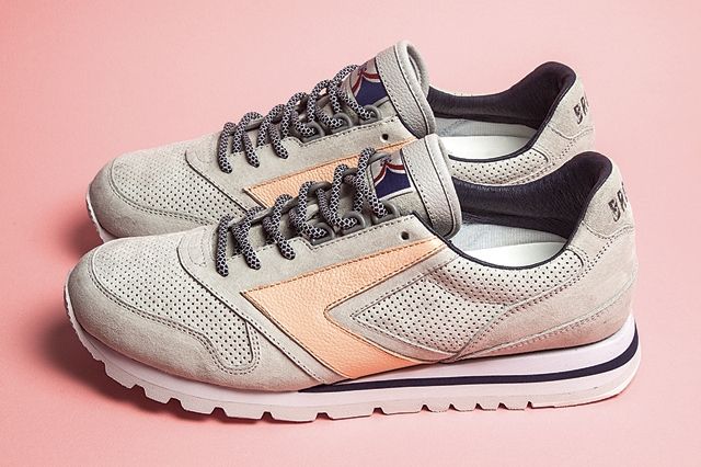 Brooks chariot outlet sneaker