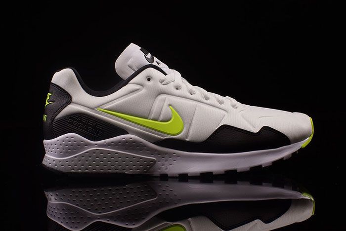 Nike Volt Pack 3