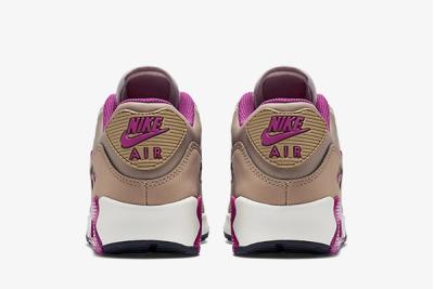 Nike Am90 Wmns Lilac 4