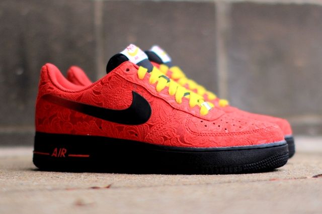red and yellow air force 1