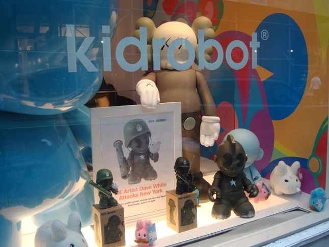 Dave White Does Kid Robot 24