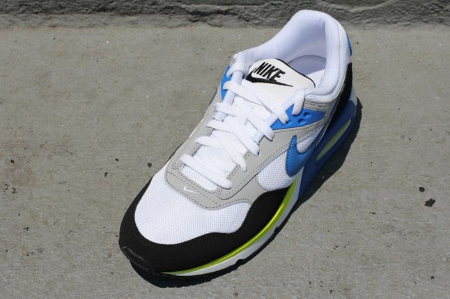 Nike Air Max Correlate - Releases