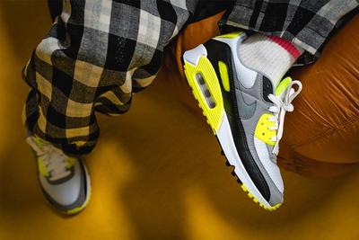 Nike Air Max 90 Volt Styling 6