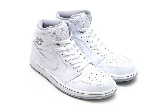 Air Jordan 1 Mid (White/Wolf Grey) - Sneaker Freaker