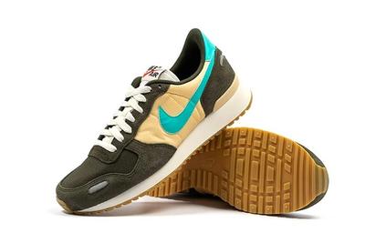 Nike Air Vortex Sequoia Hyper Jade Angle Lateral Side Shot