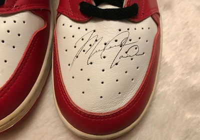 Autographed nike air jordan 1 sales