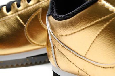 Nike Classic Cortez Leather Metallic Gold 5