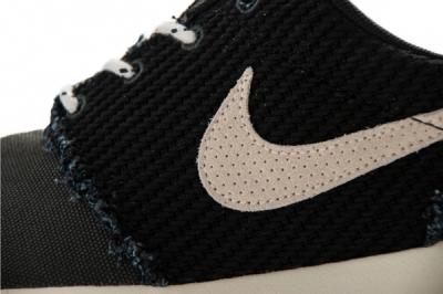 Nike Roshe Run Canvas Anthracite Sail Midfoot Detail 1