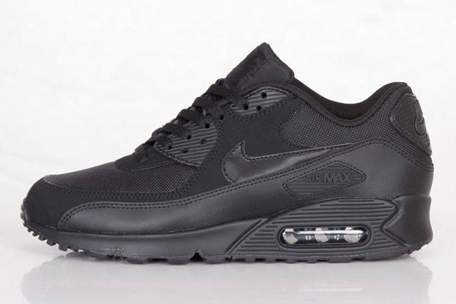 nike air max 90 triple black