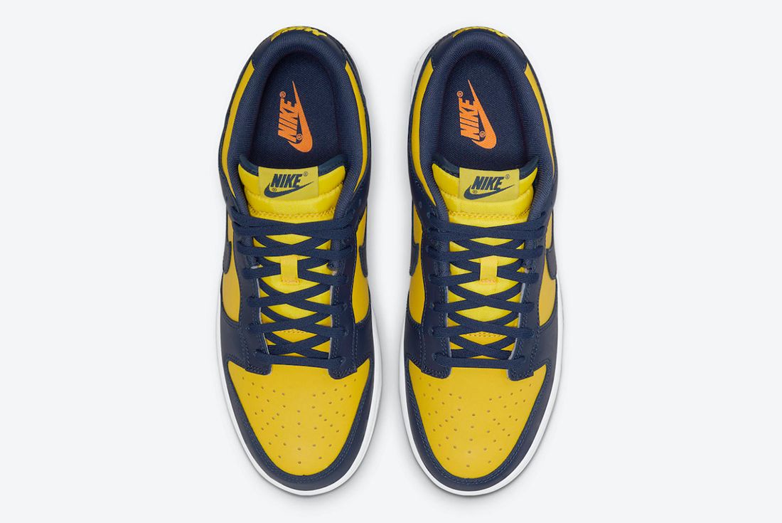nike dunk low michigan on white official pics