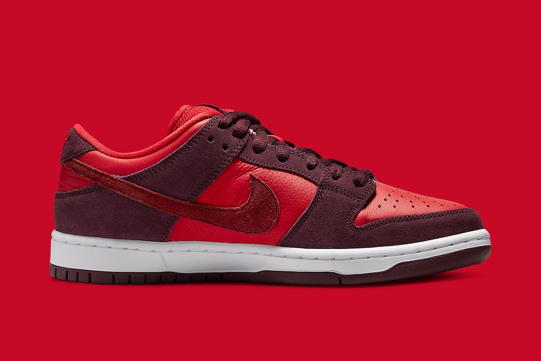 Official nike skateboard dunks Images are Out! Nike SB Dunk Low 'Cherry' - Sneaker Freaker
