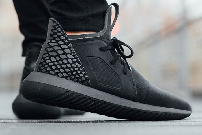 adidas Tubular (Core Black) - Sneaker Freaker