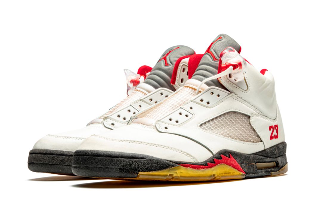 Air Jordan 5 ‘Fire Red’ Player Exclusive Angled