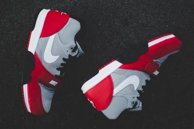 Nike Air Trainer 1 Mid Wolf Grey University Red 3