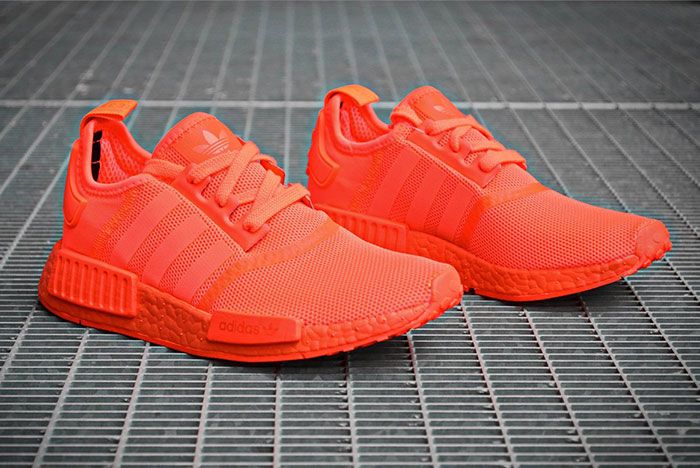 Adidas nmd triple red best sale