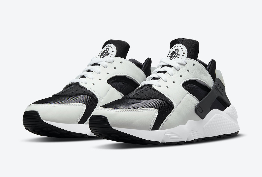 huaraches black and white