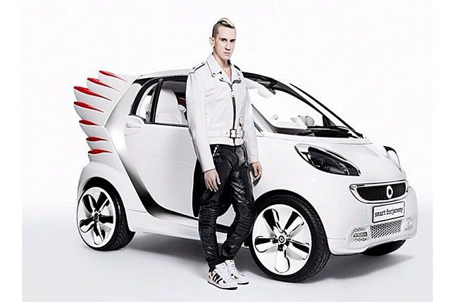 Jeremy Scott Smart Car 1