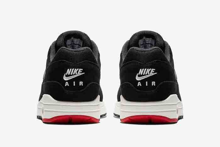 Nike Air Max 1 Mini Swoosh Black 1