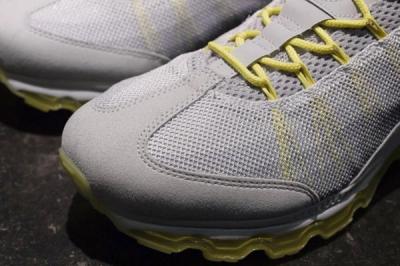 Nike Wmns Air Max 95 Dynamic Flywire Yellow Grey Toebox 1