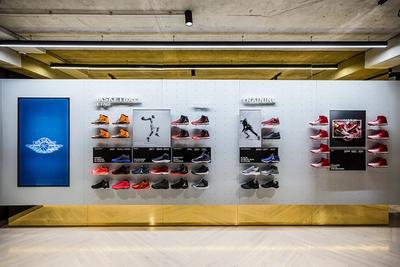 Jordan Brand Opens Incredible Pinnacle Store In Paris7