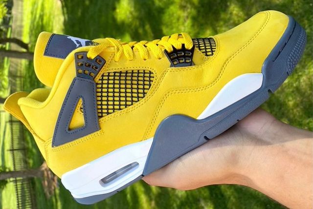jordan 4 lightning strike