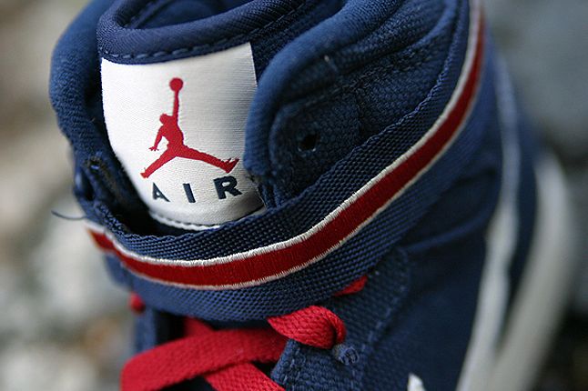 Air Jordan 1 Hi Strap Premier - Midnight Navy / Varsity Red - Sail