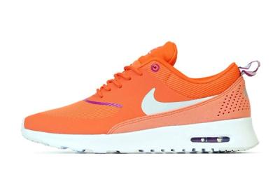 Wmns Air Max Thea Orng Sideview2