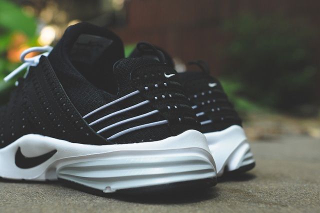 nike lunar presto black