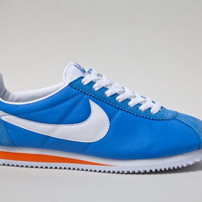 Купить найк кортез. Nike Cortez Blue Orange. Nike Cortez Blue. Найк Кортез 2022. Найк Кортес 1972.