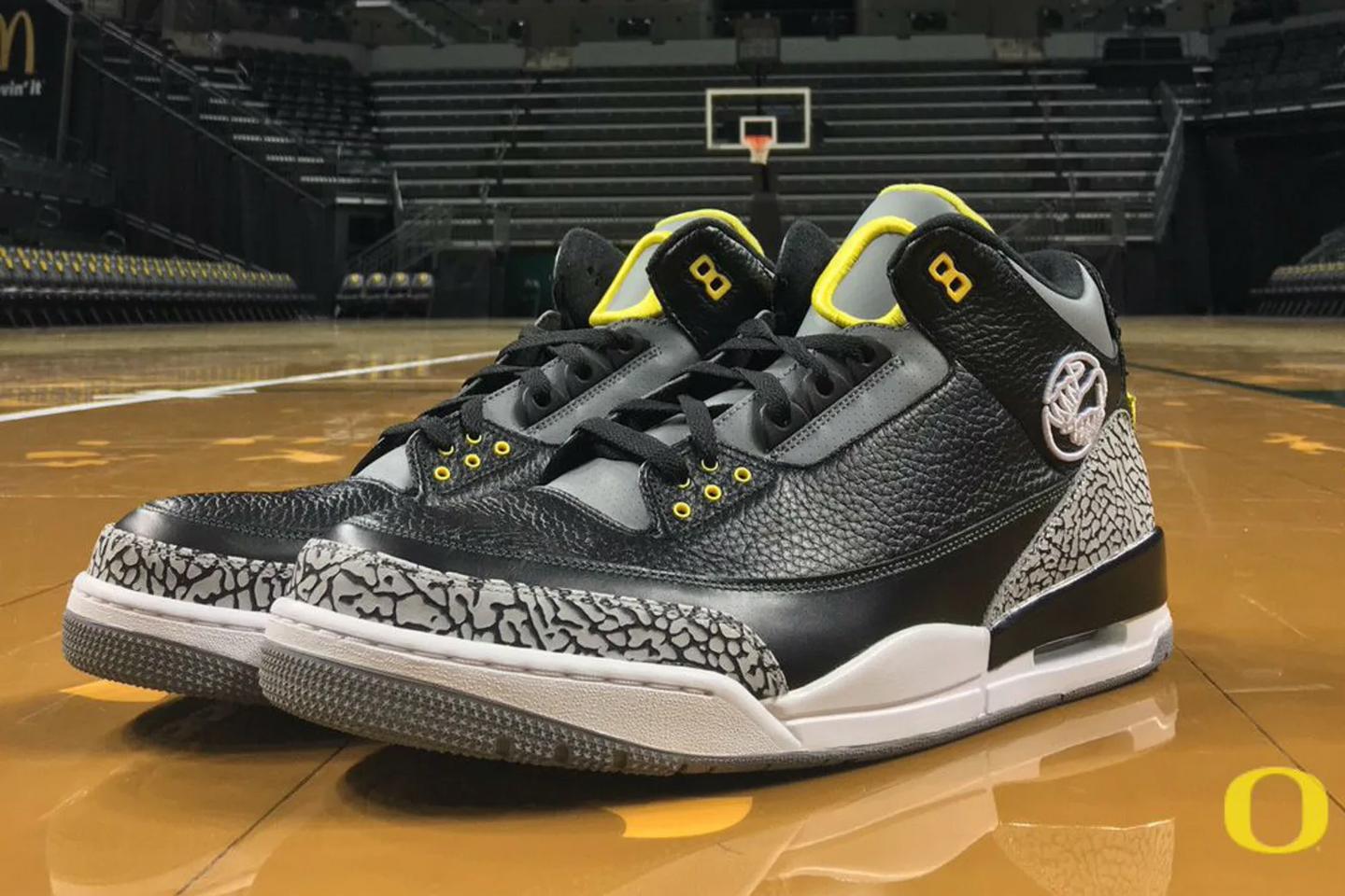 Air Jordan 3 University of Oregon 'Pit Crew' PE