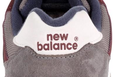 New Balance 577 Grey Burgundy Heel Detail 1