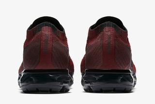dark team red vapormax