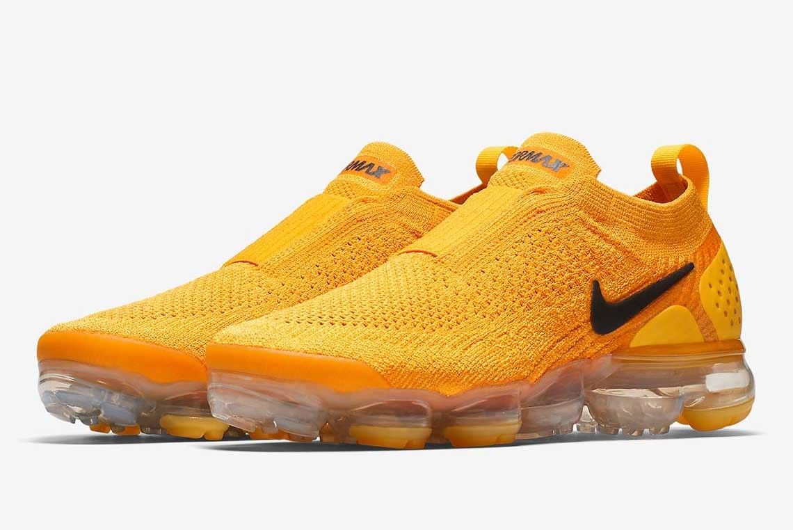 university gold vapormax plus