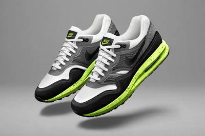 Revultionised Nike Air Max Lunar1 10